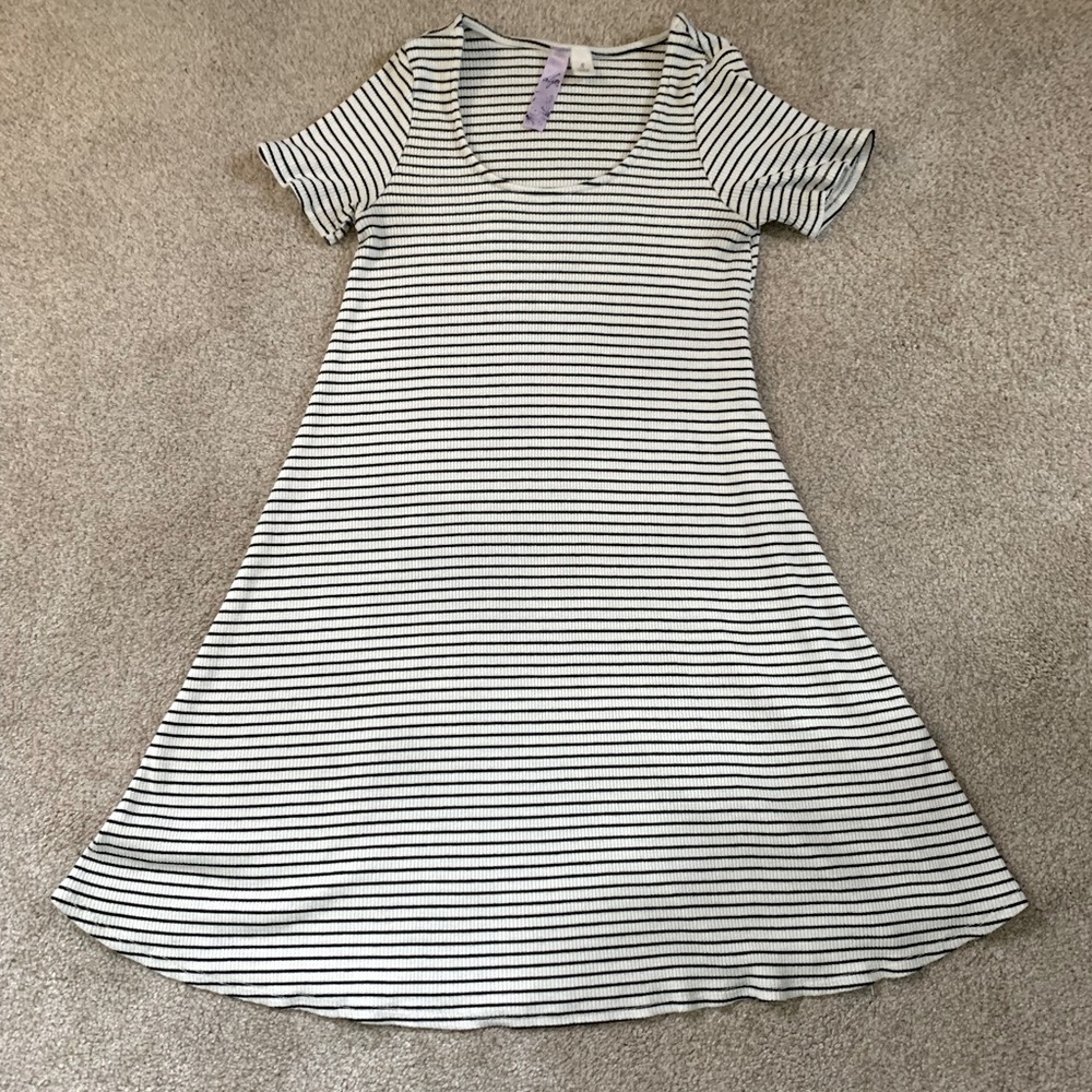 Alya Striped Dress